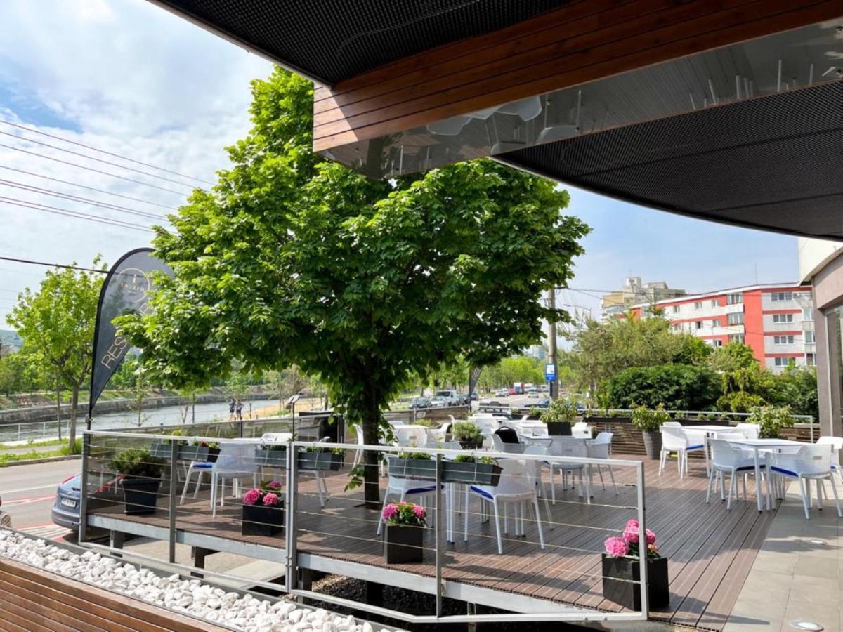 Hotel River Park Kolozsvár Kültér fotó