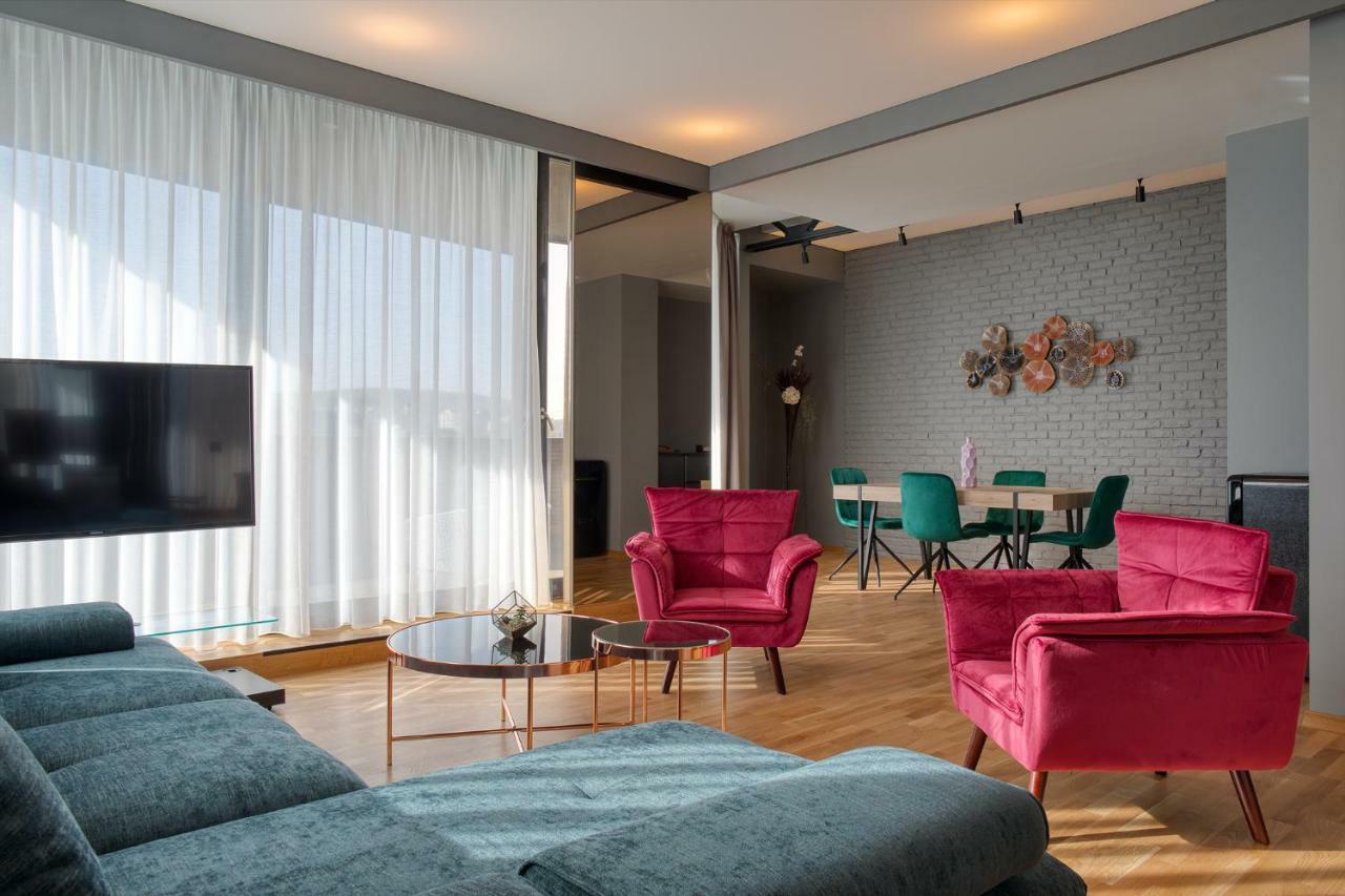 Hotel River Park Kolozsvár Kültér fotó