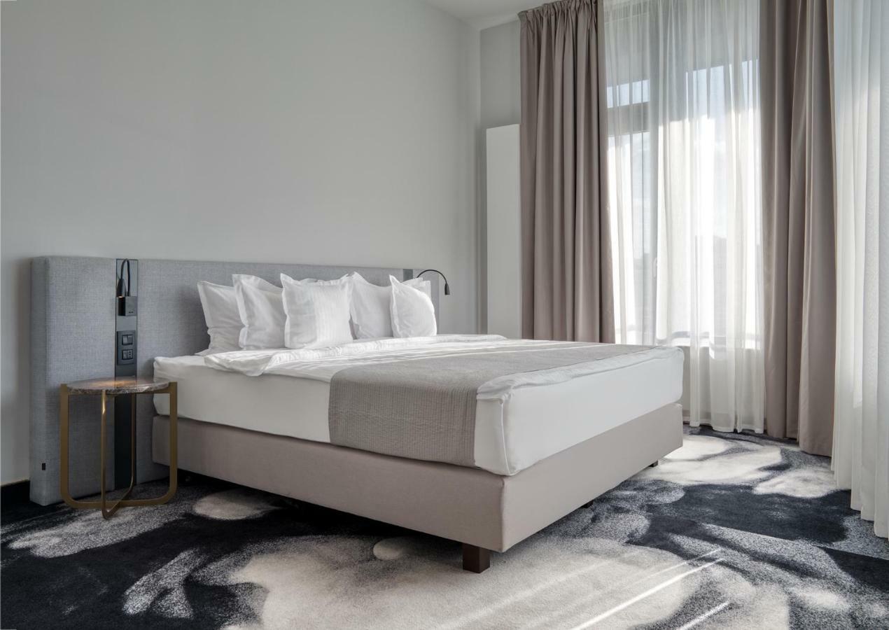 Hotel River Park Kolozsvár Kültér fotó